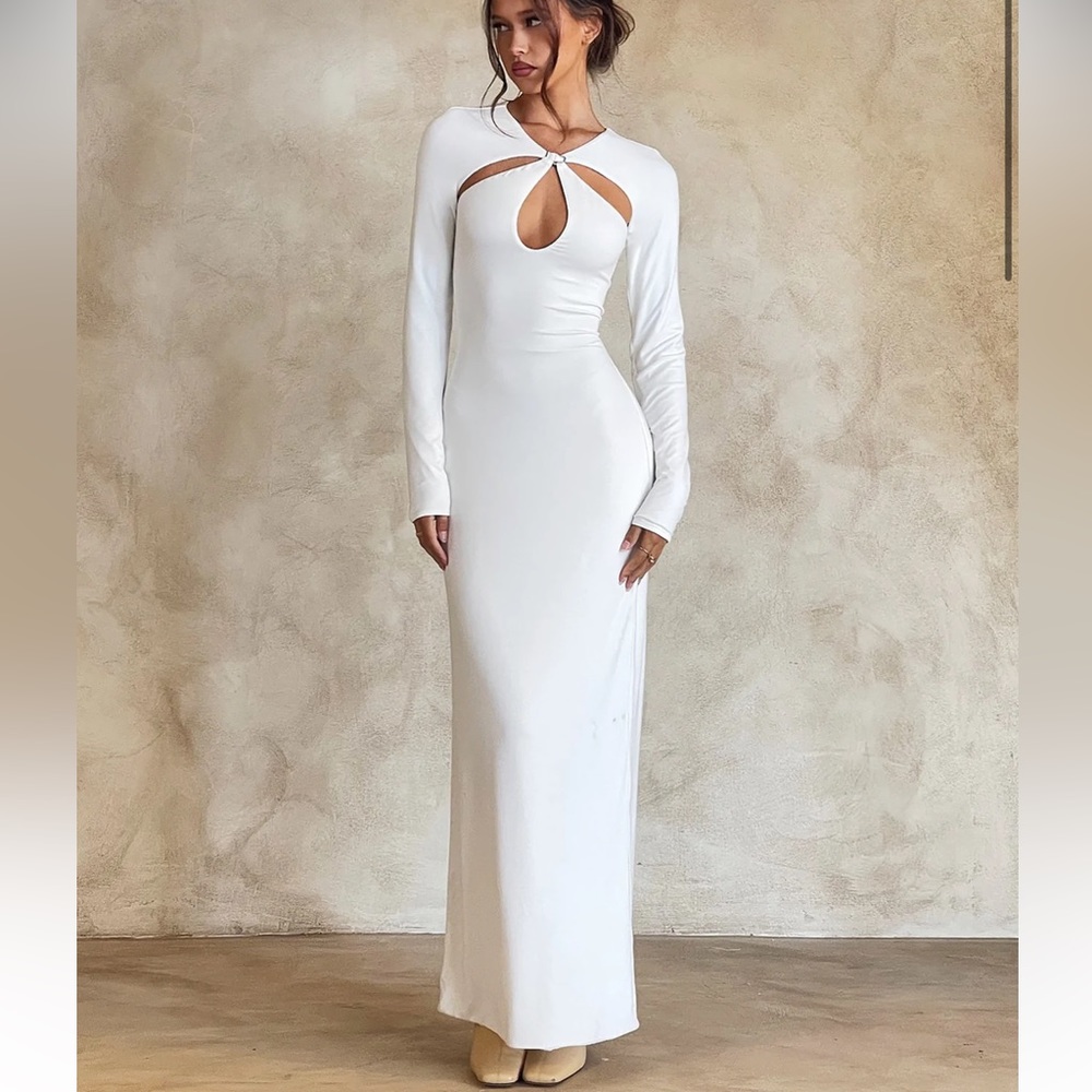 White Long Sleeve Maxi Dress